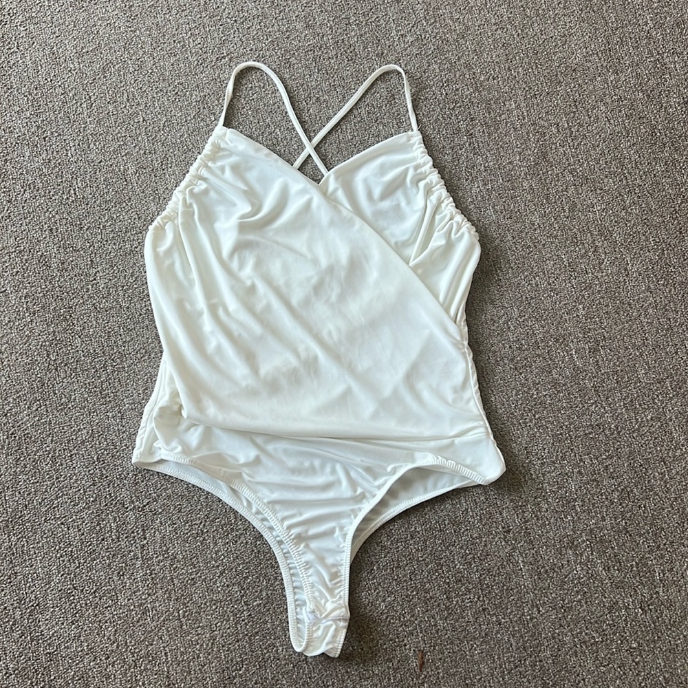 21 SAINTS BOSYSUIT CREAM SIZE LARGE